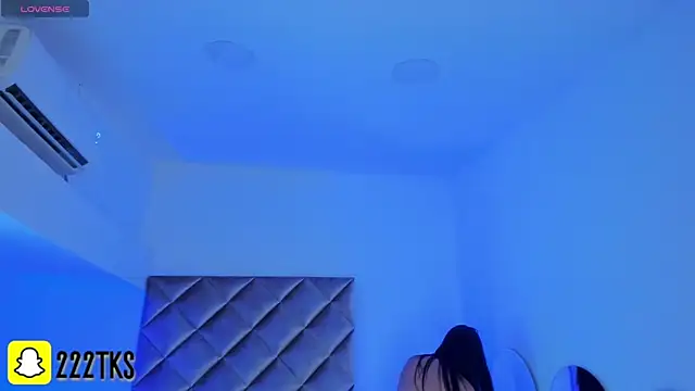 malaia hills online show from March 10, 7:18 pm