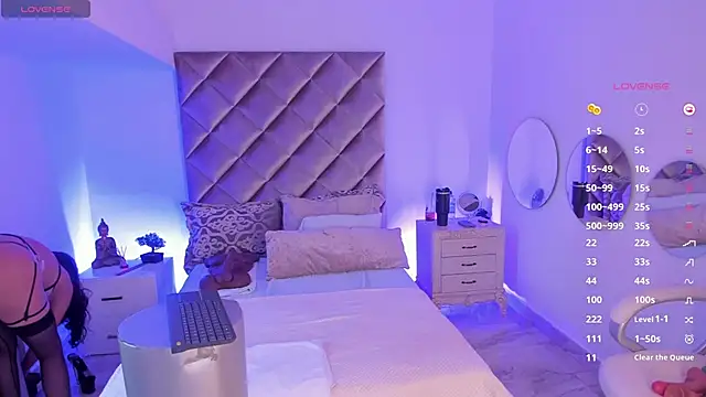 malaia hills online show from March 12, 7:17 pm