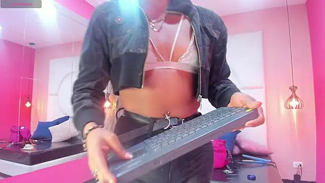 SilvanaCapelli online show from January 23, 11:26 am