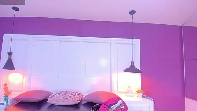 SilvanaCapelli online show from March 16, 5:03 am