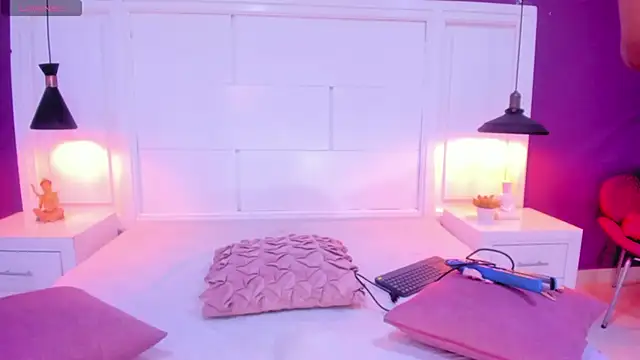 SilvanaCapelli online show from March 21, 11:01 pm