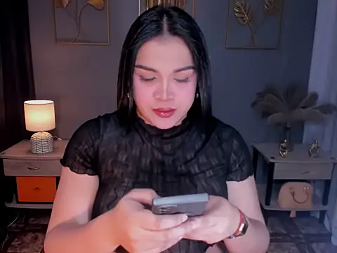 Snapshot of MaxeneCullens chatting on October 2, 2:51 am MaxeneCullens online show from October 2, 2:51 am