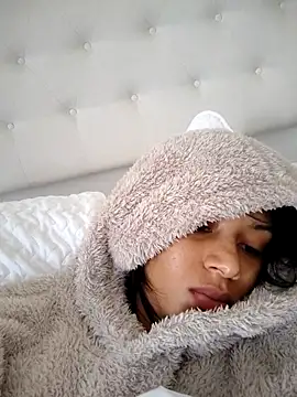 Leaberry online show from September 19, 4:18 pm