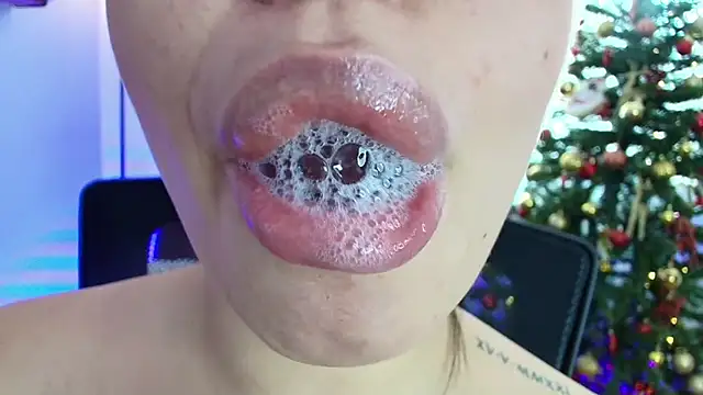 Snapshot of lisbet21x chatting on December 31, 3:53 pm lisbet21x online show from December 31, 3:53 pm