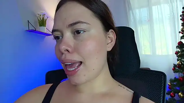 Snapshot of lisbet21x chatting on January 9, 9:37 pm lisbet21x online show from January 9, 9:37 pm