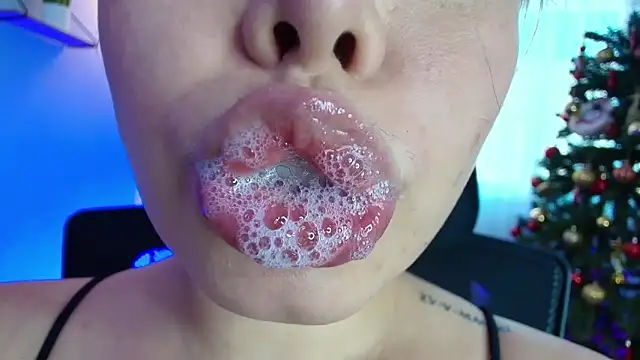 Snapshot of lisbet21x chatting on January 18, 10:06 pm lisbet21x online show from January 18, 10:06 pm