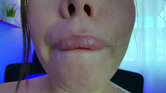 Snapshot of lisbet21x chatting on January 21, 6:45 pm lisbet21x online show from January 21, 6:45 pm