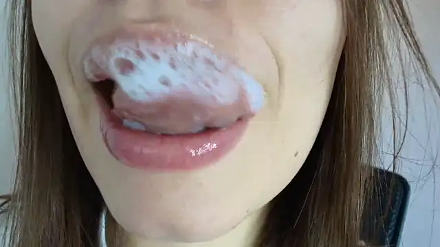 Snapshot of lisbet21x chatting on September 30, 10:15 pm lisbet21x online show from September 30, 10:15 pm