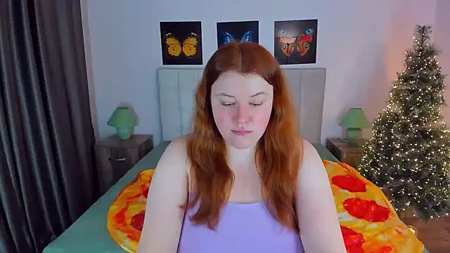 Snapshot of PolinaSalvatore chatting on December 20, 8:45 pm PolinaSalvatore online show from December 20, 8:45 pm