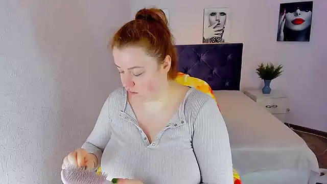 Snapshot of PolinaSalvatore chatting on January 3, 7:38 am PolinaSalvatore online show from January 3, 7:38 am