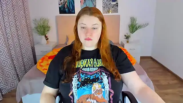 Snapshot of PolinaSalvatore chatting on January 13, 7:54 am PolinaSalvatore online show from January 13, 7:54 am