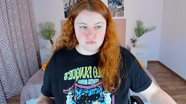 Snapshot of PolinaSalvatore chatting on January 13, 10:58 am PolinaSalvatore online show from January 13, 10:58 am