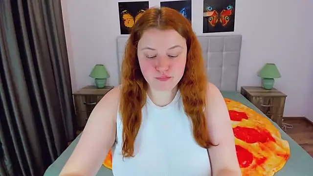 Snapshot of PolinaSalvatore chatting on January 15, 5:05 pm PolinaSalvatore online show from January 15, 5:05 pm