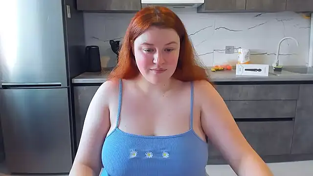 Snapshot of PolinaSalvatore chatting on February 10, 1:01 pm PolinaSalvatore online show from February 10, 1:01 pm