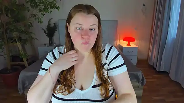 Snapshot of PolinaSalvatore chatting on October 1, 2:12 pm PolinaSalvatore online show from October 1, 2:12 pm