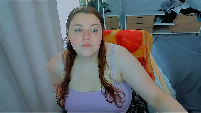 Snapshot of PolinaSalvatore chatting on October 14, 10:38 am PolinaSalvatore online show from October 14, 10:38 am