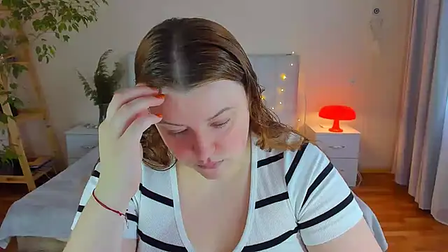 Snapshot of PolinaSalvatore chatting on November 5, 10:48 am PolinaSalvatore online show from November 5, 10:48 am