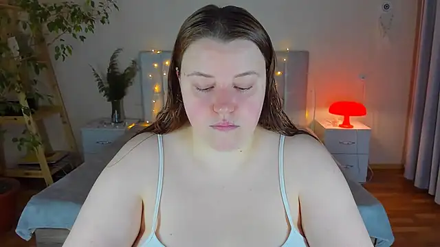 Snapshot of PolinaSalvatore chatting on November 12, 2:39 pm PolinaSalvatore online show from November 12, 2:39 pm