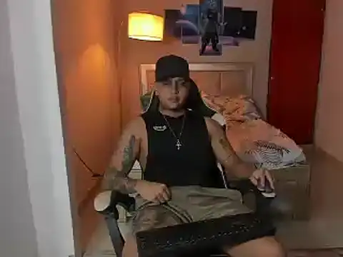 Jake simons online show from December 20, 4:25 pm