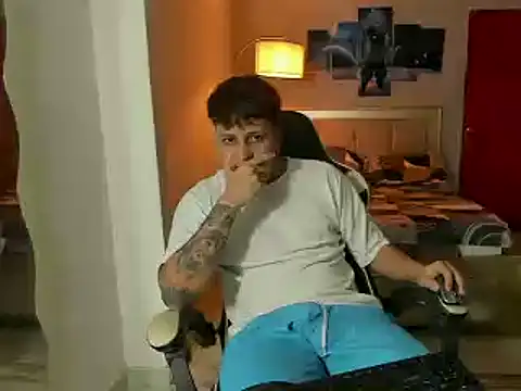 Jake simons online show from February 22, 1:11 am