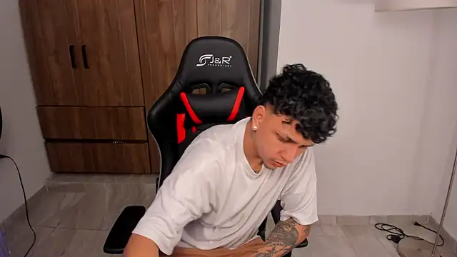 Jake simons online show from October 3, 11:18 am