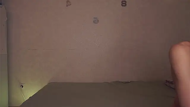 missbeatriss online show from February 2, 12:24 pm