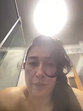 andreaisis2 online show from February 17, 4:09 am