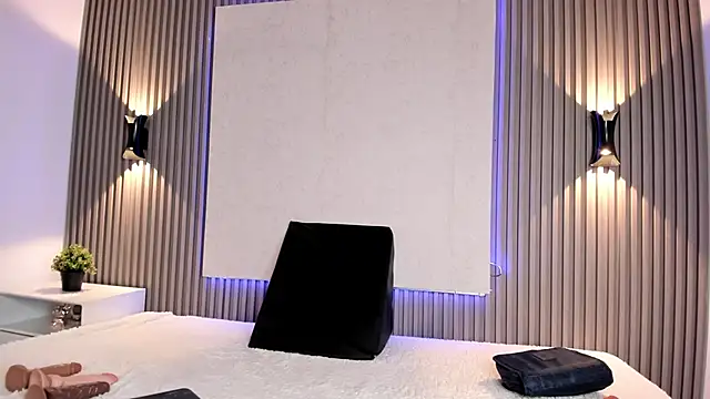 Zafiiraa online show from February 4, 5:34 pm