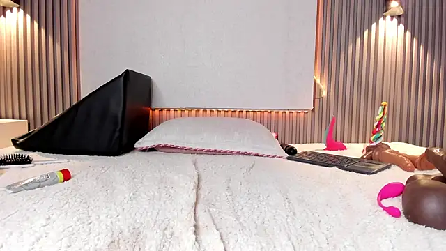 Zafiiraa online show from March 10, 6:34 pm