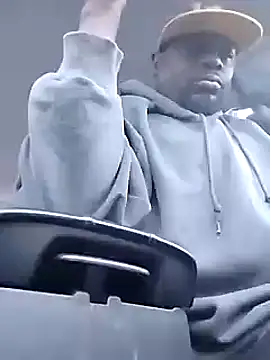 Daddy hook online show from December 20, 3:10 pm