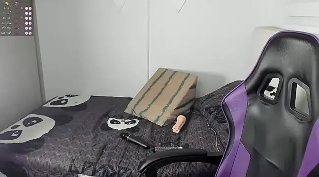 santy7v7 online show from December 20, 4:25 pm