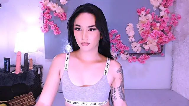 Oriental Tiara online show from September 30, 1:27 pm