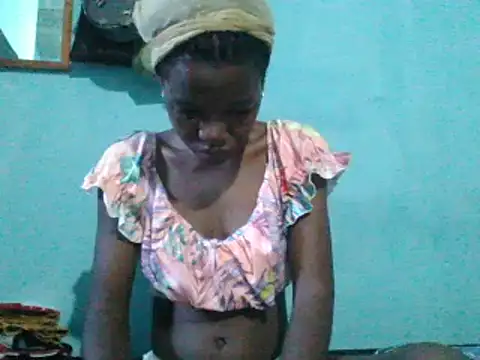 sweetchic  online show from March 5, 4:34 am