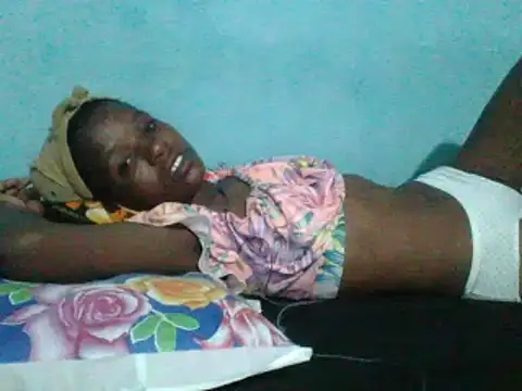 sweetchic  online show from March 5, 9:15 pm