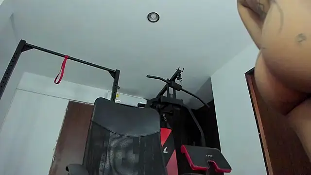 Lia sarahi online show from February 21, 8:38 pm