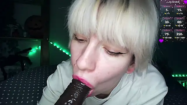 cruellagoth666 online show from December 5, 6:11 pm