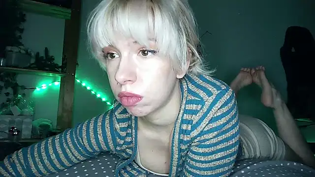 cruellagoth666 online show from February 1, 4:22 pm