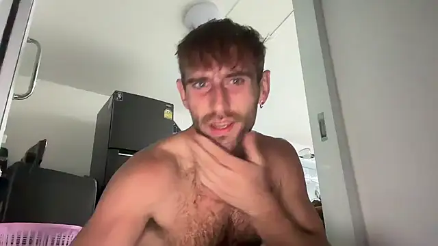 lukegunn online show from January 3, 10:51 pm