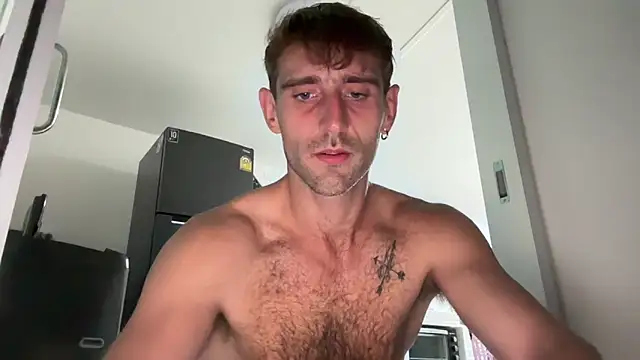 lukegunn online show from January 28, 10:45 pm