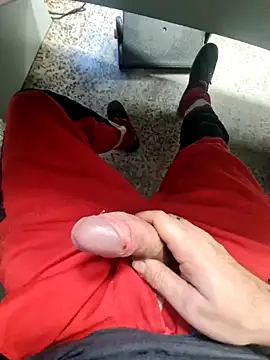 Snapshot of 987654Alf chatting on January 22, 4:02 pm 987654Alf online show from January 22, 4:02 pm