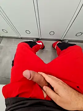 Snapshot of 987654Alf chatting on February 24, 9:53 am 987654Alf online show from February 24, 9:53 am