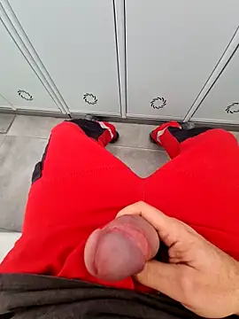 Snapshot of 987654Alf chatting on March 17, 11:00 am 987654Alf online show from March 17, 11:00 am