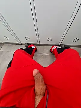 Snapshot of 987654Alf chatting on October 2, 9:16 am 987654Alf online show from October 2, 9:16 am