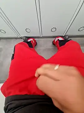 Snapshot of 987654Alf chatting on October 14, 7:42 am 987654Alf online show from October 14, 7:42 am