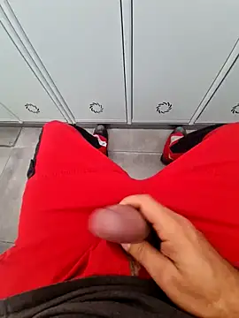 Snapshot of 987654Alf chatting on October 23, 7:40 am 987654Alf online show from October 23, 7:40 am