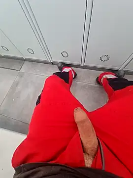 Snapshot of 987654Alf chatting on October 24, 9:06 am 987654Alf online show from October 24, 9:06 am