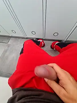 Snapshot of 987654Alf chatting on November 19, 9:53 am 987654Alf online show from November 19, 9:53 am