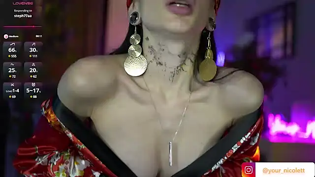 Snapshot of Your_Nicolett chatting on January 8, 1:53 am Your Nicolett online show from January 8, 1:53 am