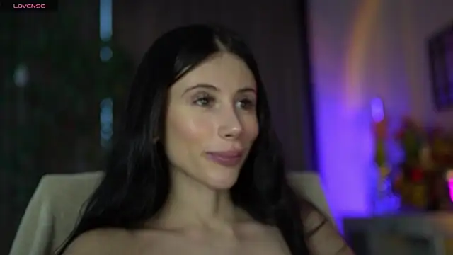 Snapshot of Your_Nicolett chatting on January 15, 7:26 am Your Nicolett online show from January 15, 7:26 am