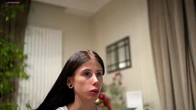 Snapshot of Your_Nicolett chatting on February 15, 7:06 pm Your Nicolett online show from February 15, 7:06 pm